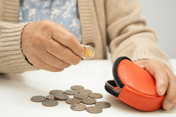12 Smart Ways to Cut Home Care Costs and Stay Independent | Care Finding Melbourne 12 Smart Ways to Cut Home Care Costs and Stay Independent | Care Finding Melbourne